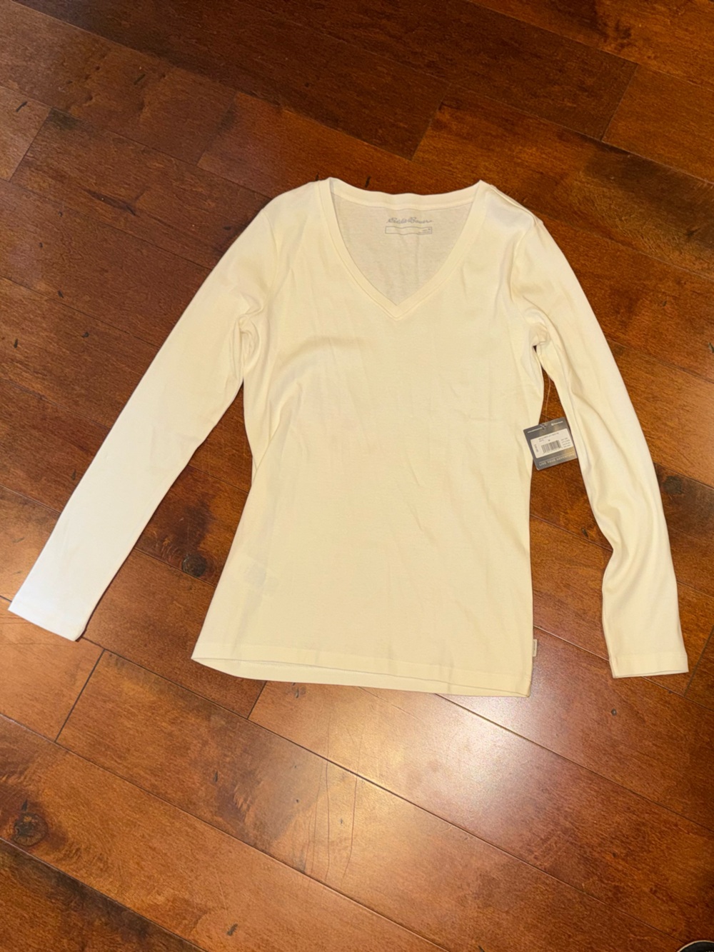 NWT Women's Long Sleeve V-Neck Top - Cream - Eddie Bauer Medium